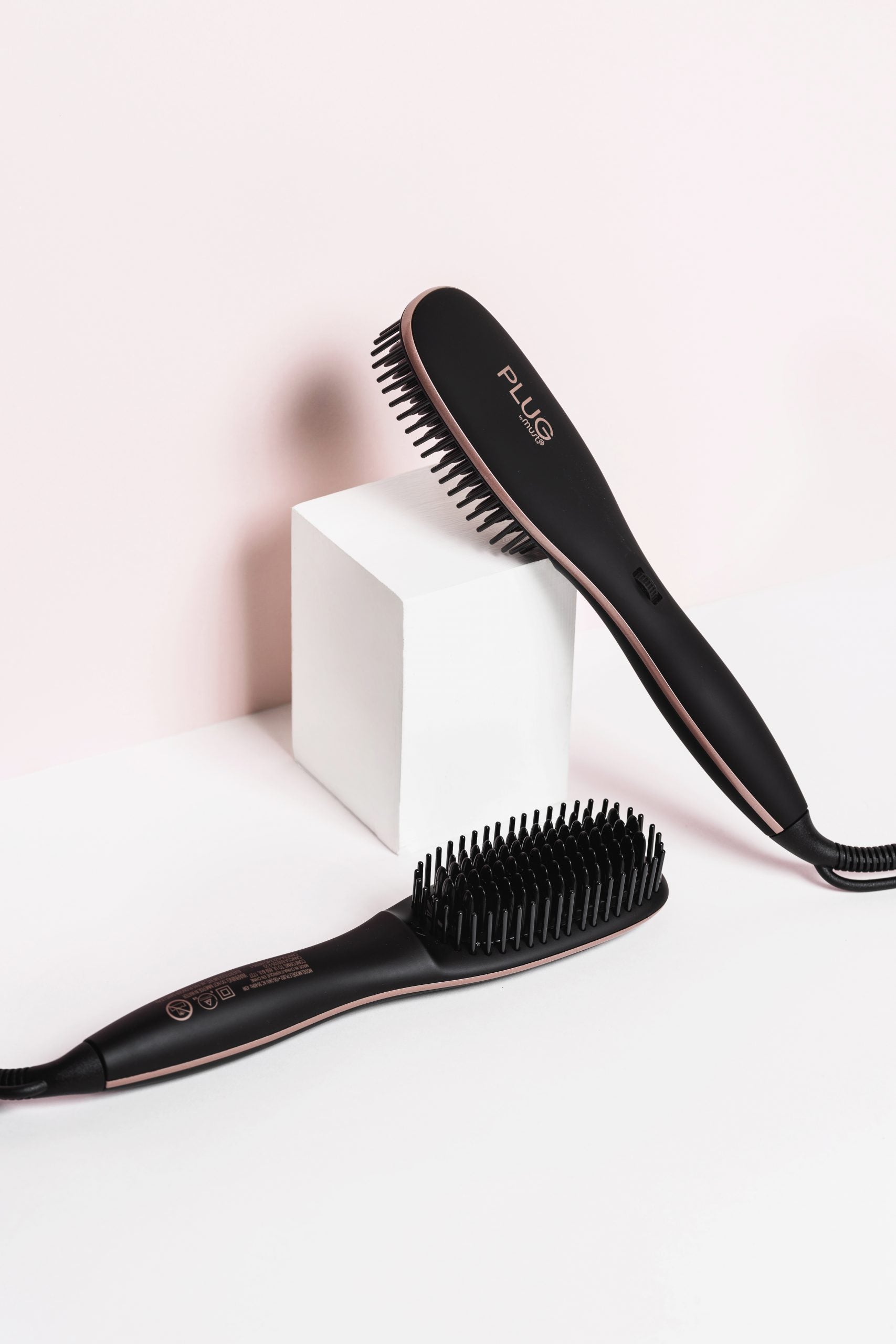 Thermal straightening hair brush