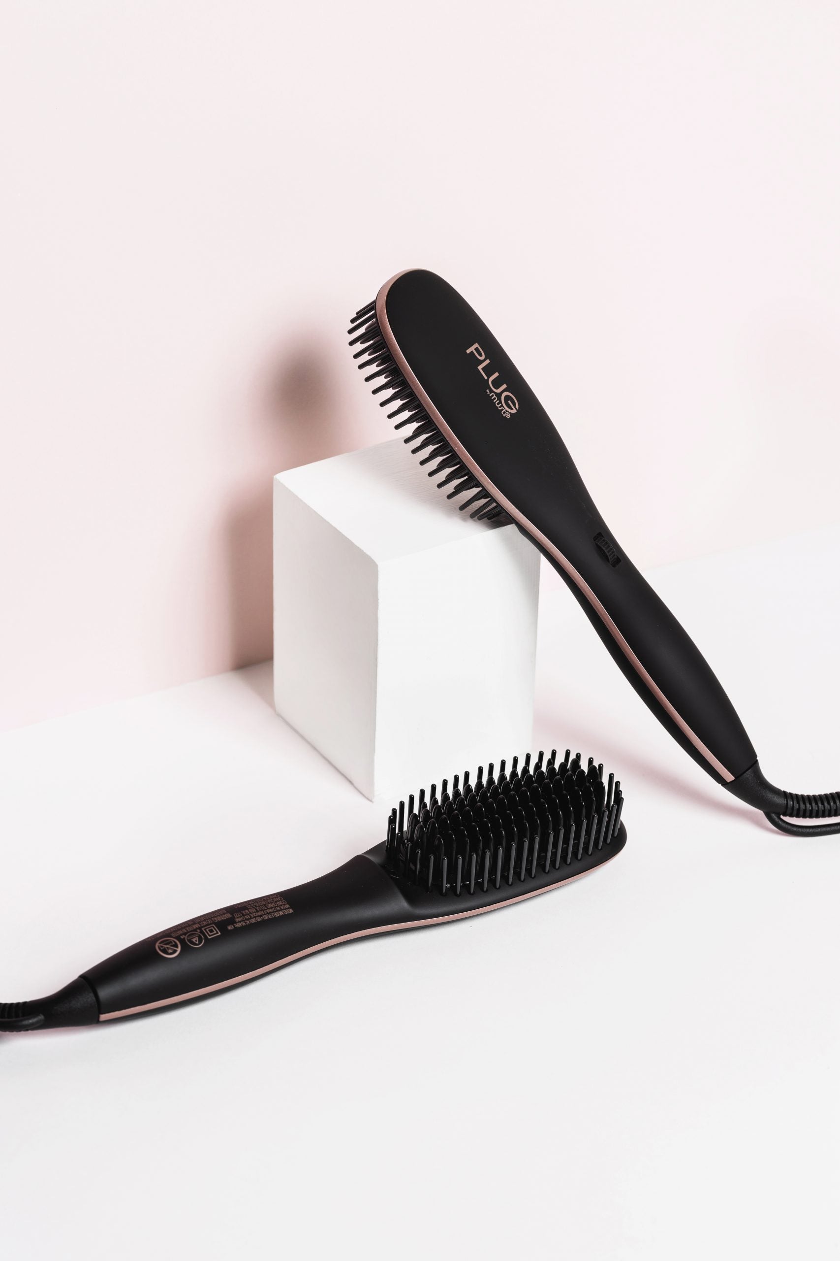 Thermal straightening hair brush 